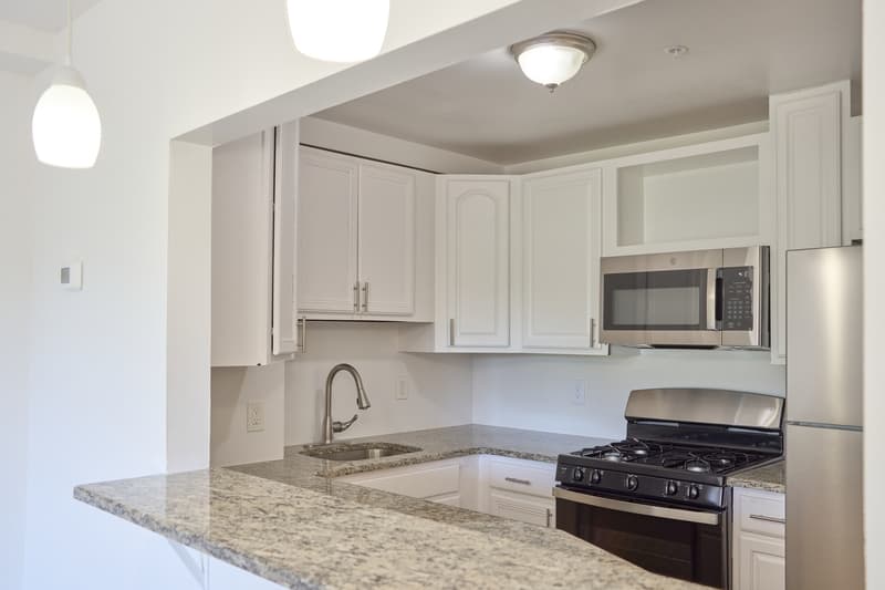 East Orange Condo: 394 S Harrison St - 306