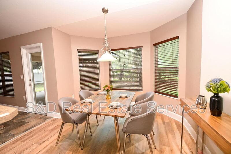 Bartow House: 1631 Taylor Landing Dr