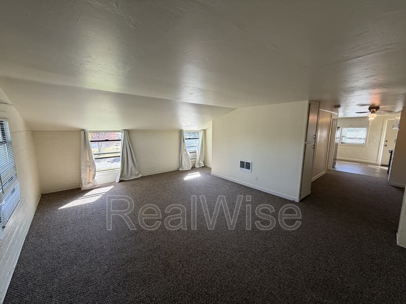 Grants Pass Condo: 1628 Leonard Rd