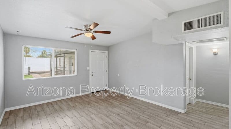 Phoenix Condo: 805 E. Turney Ave.