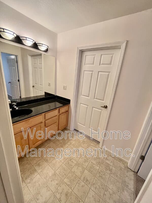 Walnut Creek House: 1240 Walker Ave