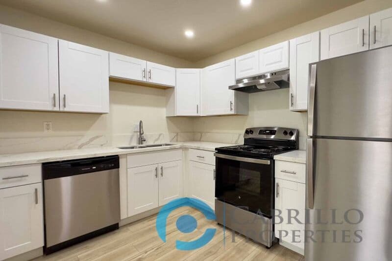 San Diego Condo: 8453 Carlisle Drive