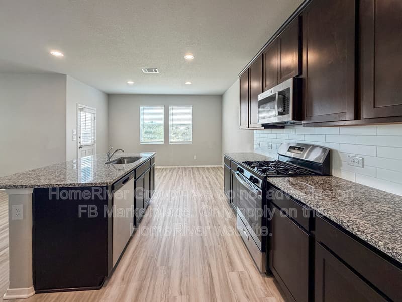 Georgetown House: 113 Bent Creek Ln
