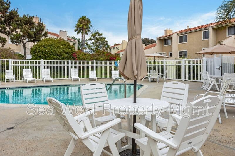 Carlsbad Condo: 6907 Quail Pl.