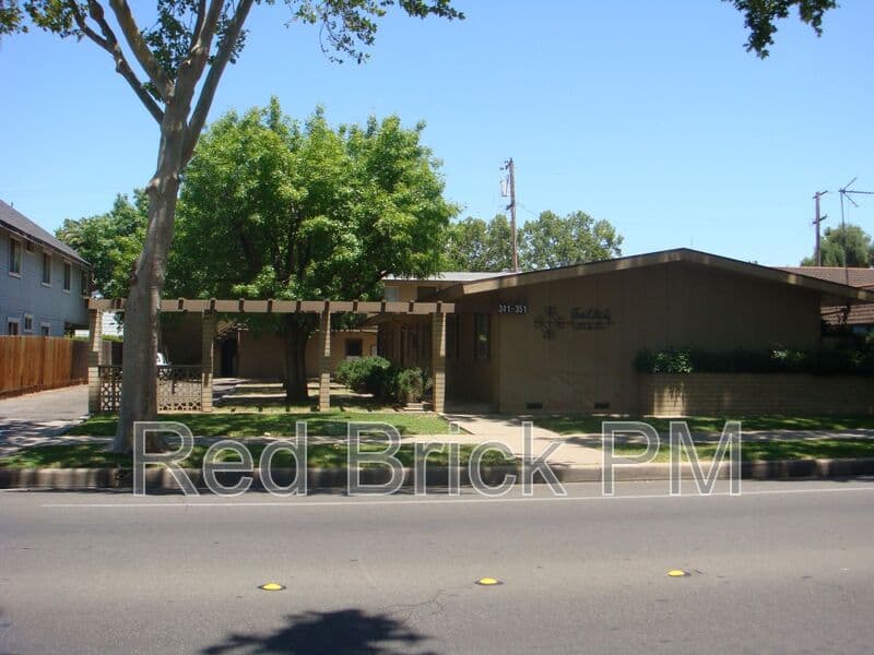 Merced House: 351 W. 21st Street