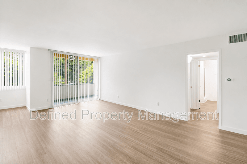 Northridge Condo: 16901 NAPA ST