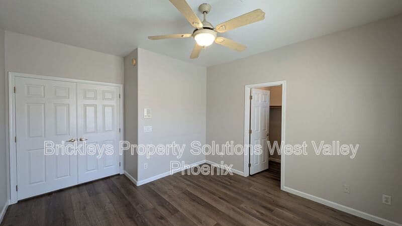 Goodyear House: 13354 W Palm Ln