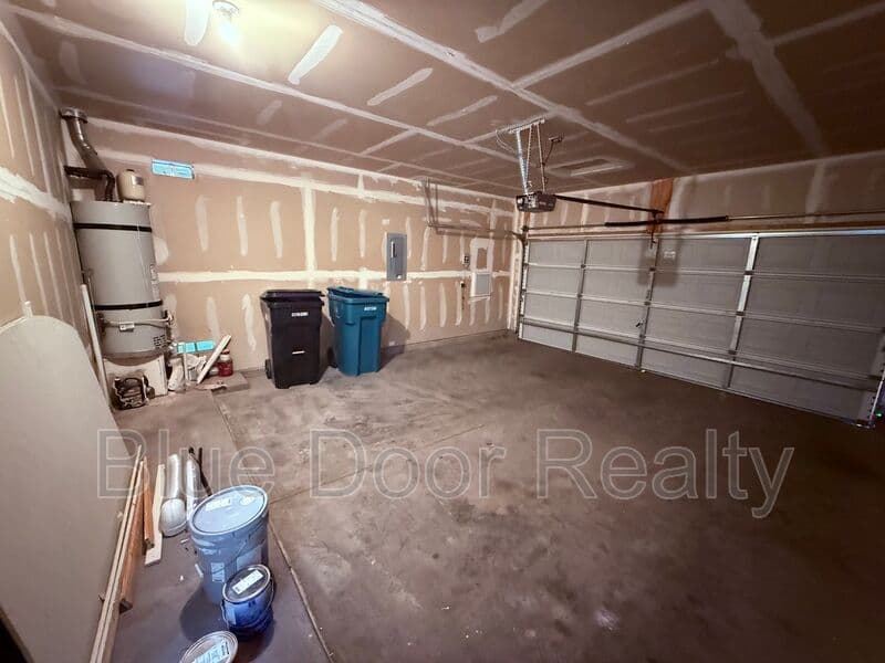 Rio Rancho House: 1379 Peppoli Loop