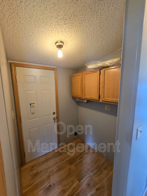 Boone House: 1901 1st St