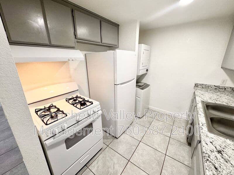Desert Hot Springs House: 12800 Quinta Way