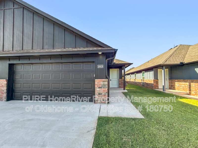 YUKON Condo: 10626 SW 16TH TER