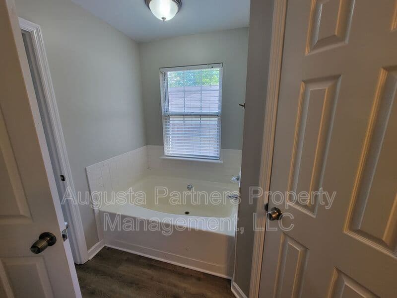 Grovetown House: 1016 Durban Drive