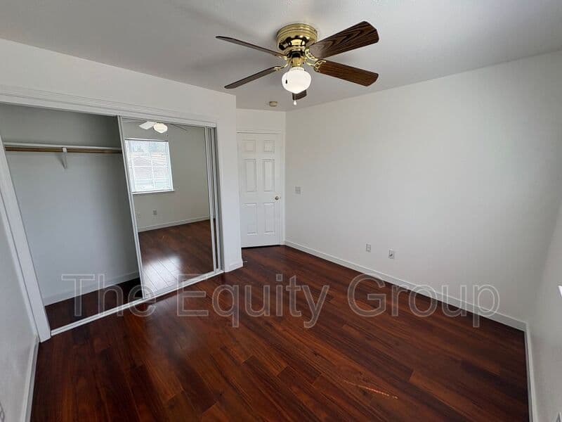 Visalia House: 5730 West Monte Verde Ct