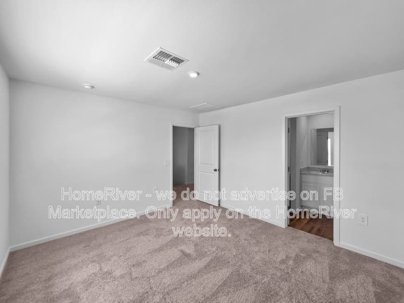 Florence House: 578 W Van Haren St