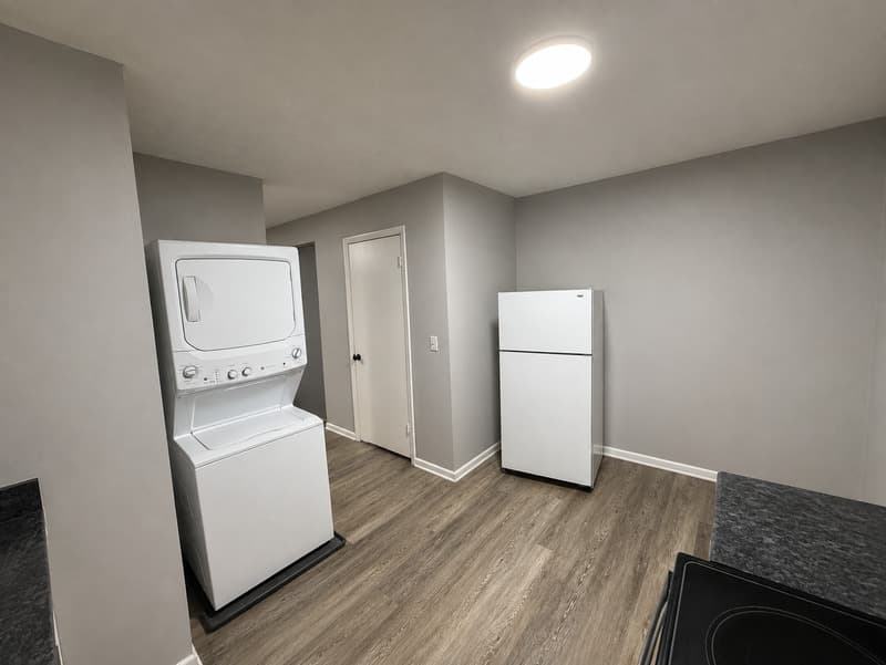 Columbus Condo: 1235 Summit Street