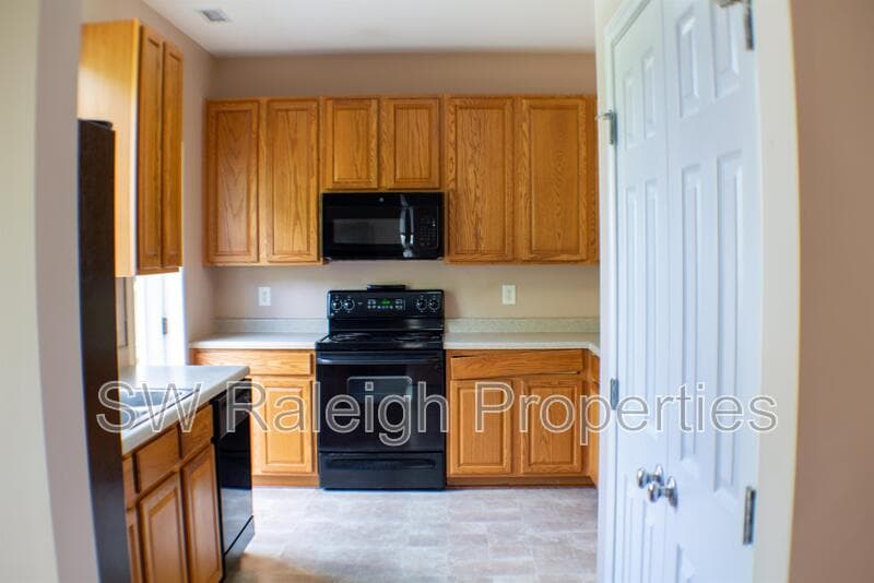 Holly Springs House: 5145 Mabe Drive