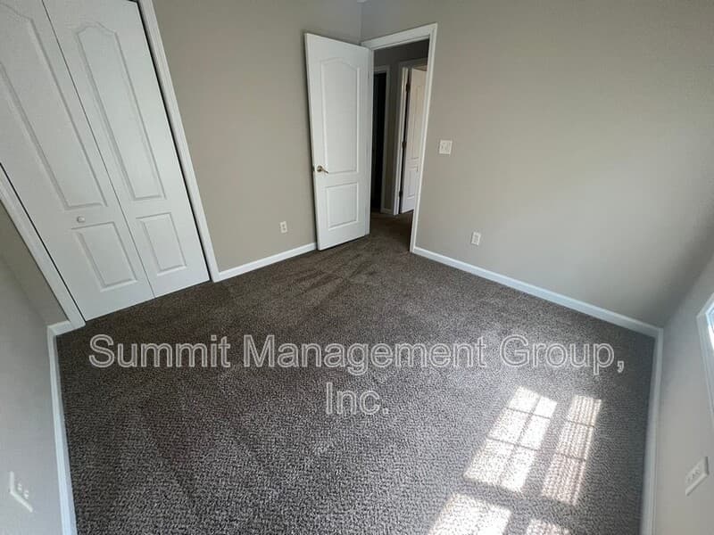 McDonough House: 1157 Chateau Terrace