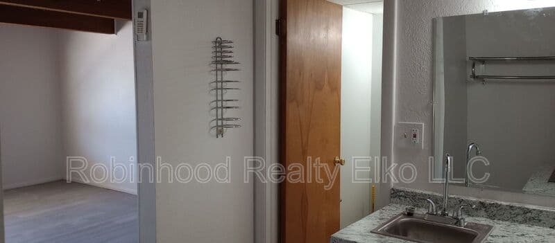 Wells Condo: 340 6th Street #27