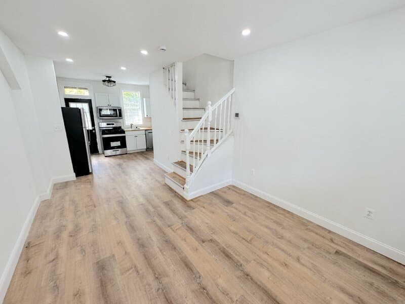Baltimore Townhome: 605 Harding Place