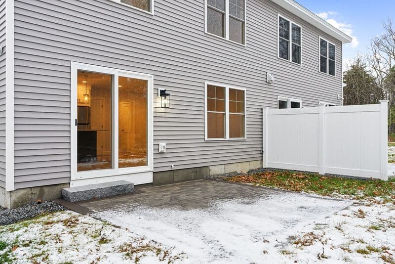 Wells Townhome: 42 Foliage Way