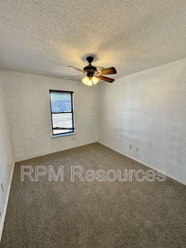 Oklahoma City House: 8317 Woodhue Dr