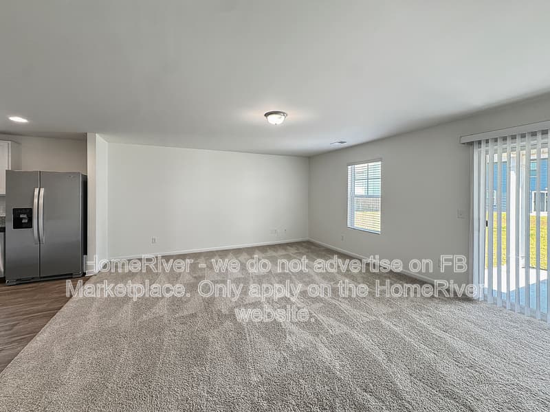 Camden House: 146 Carriagebrook Cir