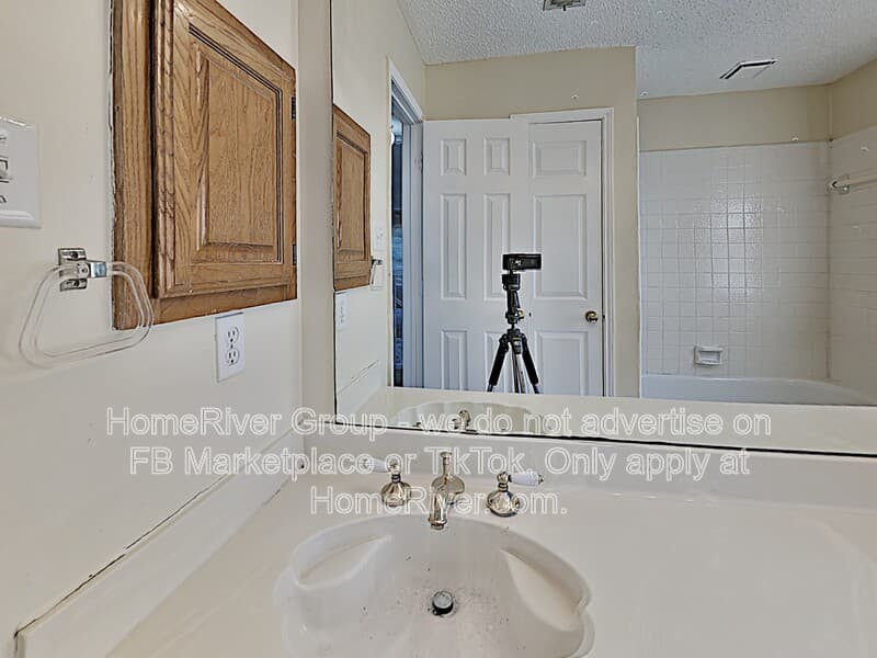 Coppell House: 343 Alex Dr