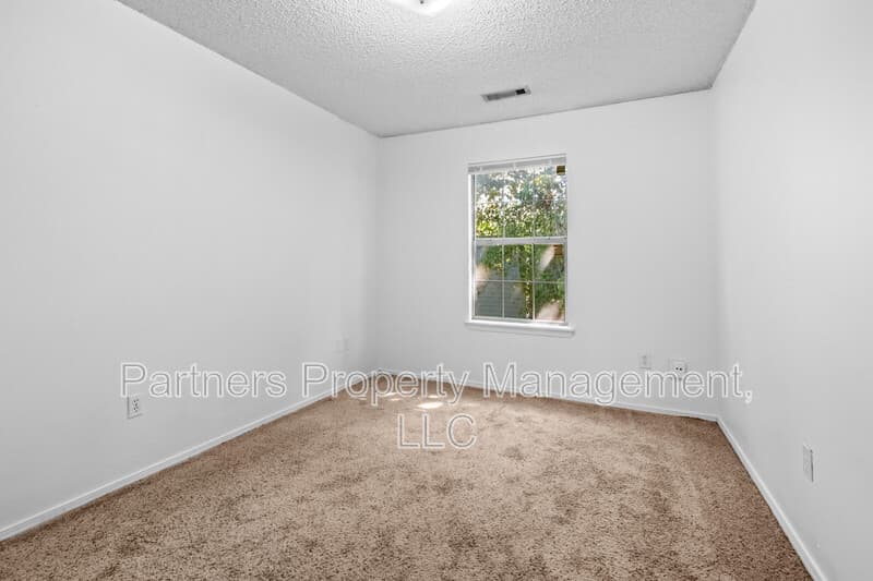 Fayetteville Condo: 1621 North Leverett Avenue - 6