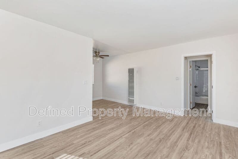 Los Angeles Condo: 1510 S. St Andrews Place
