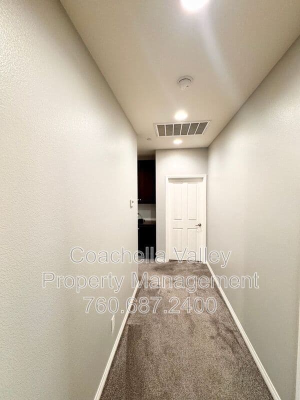 Indio House: 43776 Pettirosso St