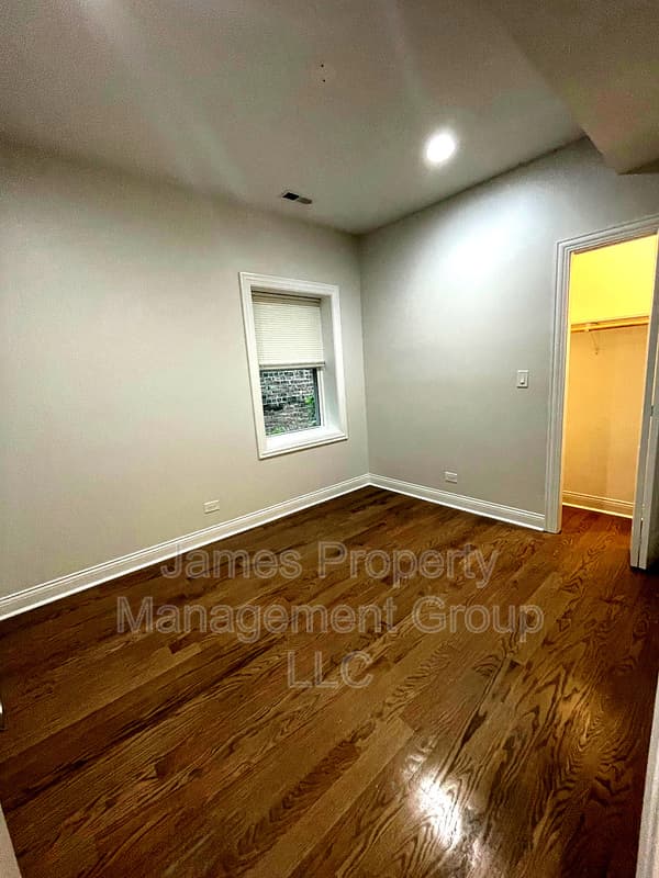 Chicago Condo: 4819 N. Kenneth Unit # 1