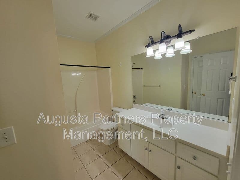 Martinez House: 211 Brook Court