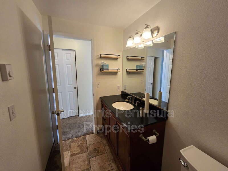 Port Orchard Condo: 1322 Sherman Avenue
