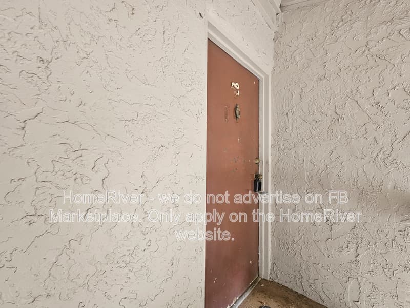 Tampa Condo: 7509 Pitch Pine Cir