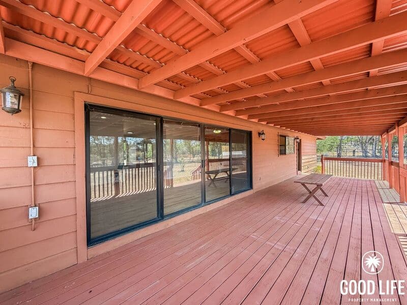 Valley Center House: 19286 Paradise Mountain Rd