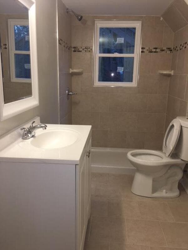 Charlotte Condo: 1210 Allenbrook Dr.