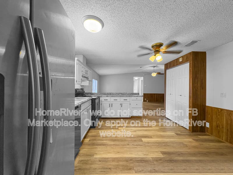 Jacksonville House: 7531 Covewood Dr