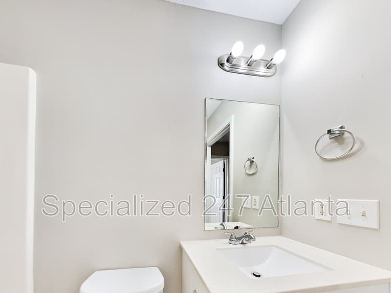 Atlanta House: 729 Cooper St SW
