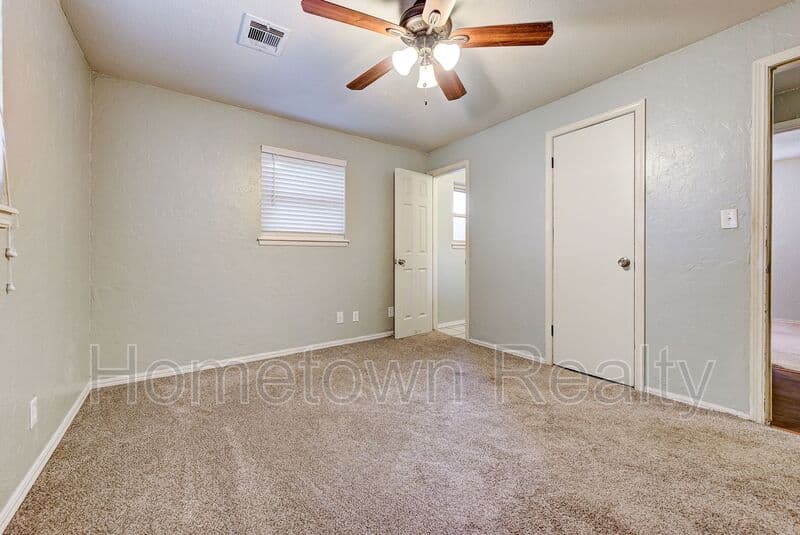 Oklahoma City House: 2817 SW 82nd Street