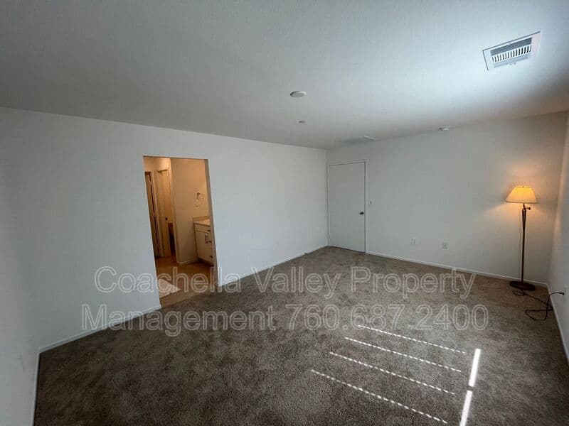 Indio House: 79225 Valor Ln