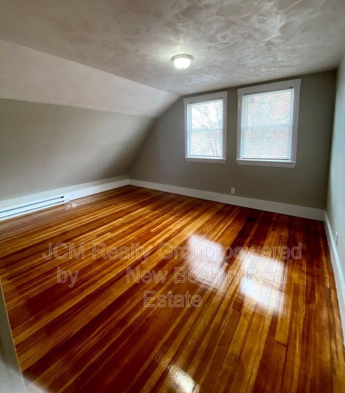 Salem Condo: 39 Salem St