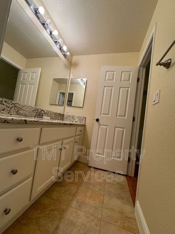 Gold River House: 2144 Gold Hollow Ct