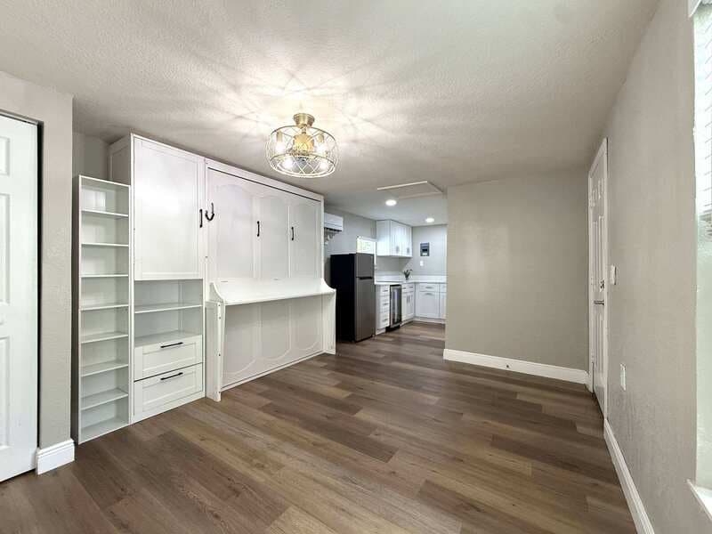 Lakeland Condo: 1704 East Elm Road - 1/2