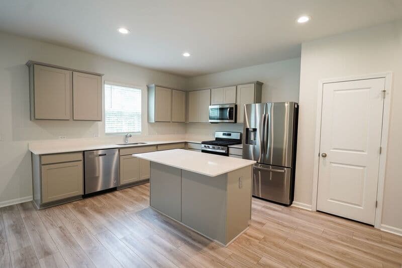 Richmond Hill House: 31 Cambium Circle