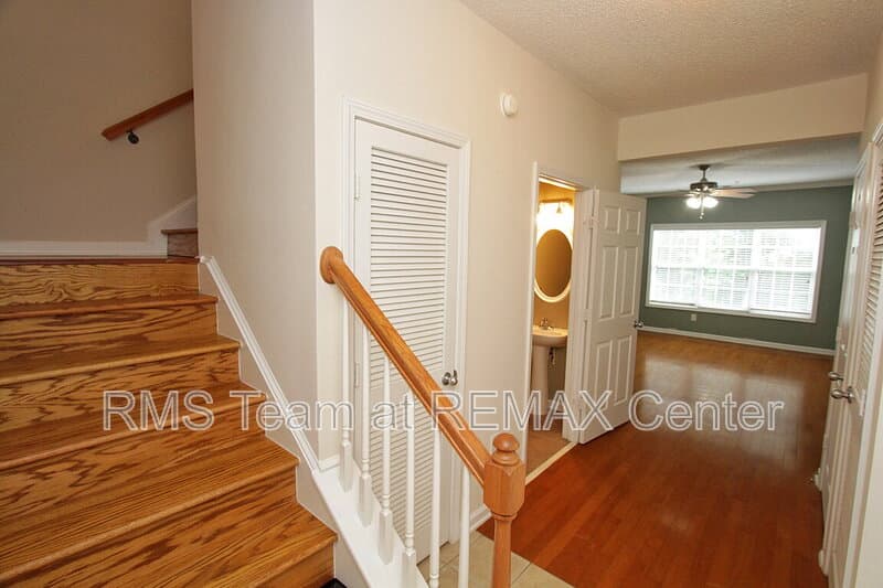 Duluth House: 3500 Sweetwater Rd