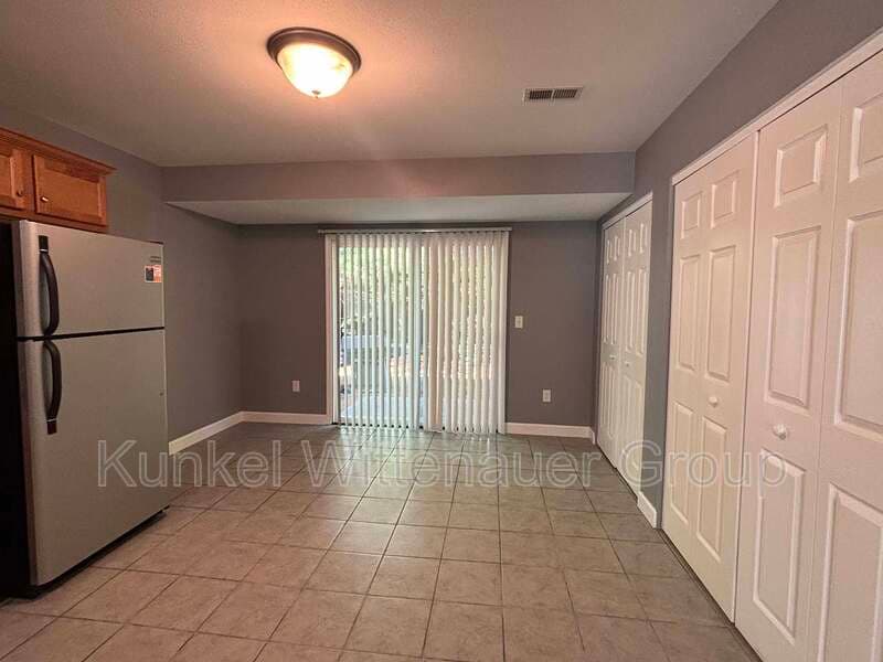 Mascoutah Condo: 704 E Fountain View