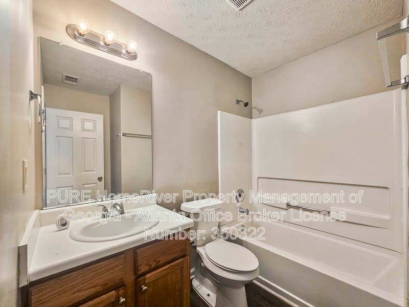 Snellville House: 3607 Oakland Spring Ct