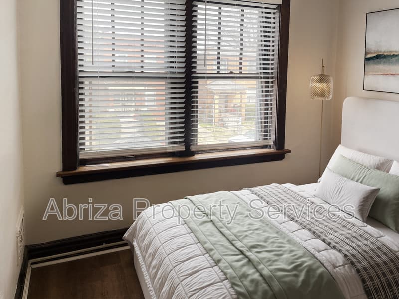 St. Louis Condo: 3954 Lexington Ave
