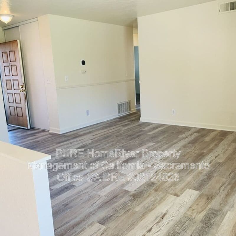 Sacramento House: 5320 Andrea Boulevard