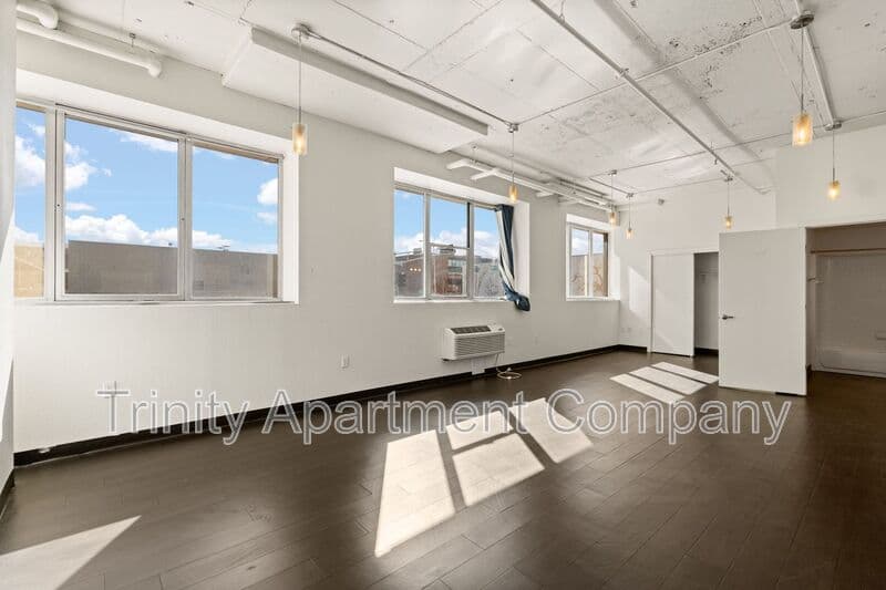 Albuquerque Apartment: 517 Gold Ave Sw
